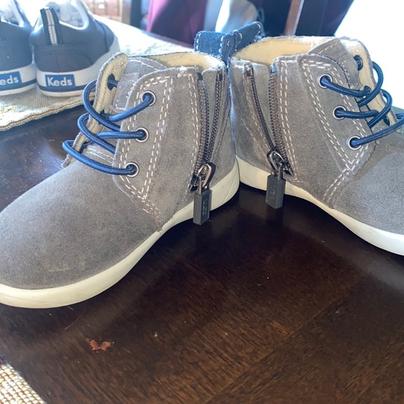 UGG Other - Ugg boots toddler size 6 nwot